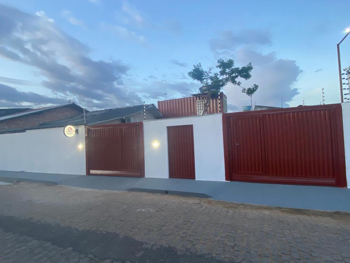 Container Lb Com Garagem Para Carros De Ate 4,5M Boa Vista  Eksteriør bilde