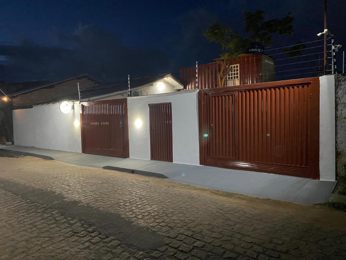 Container Lb Com Garagem Para Carros De Ate 4,5M Boa Vista  Eksteriør bilde